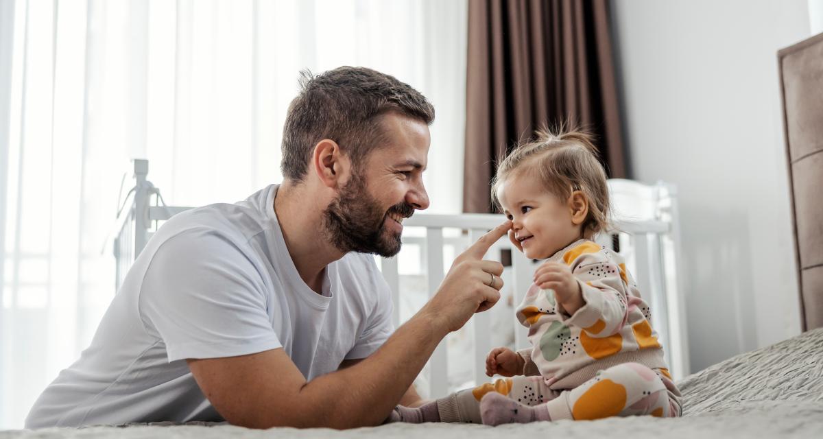 Ce papa se voit obligé de couper les ponts avec sa famille à cause du prénom de son bébé