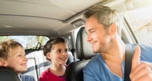 On vous présente 8 astuces pour survivre aux bouchons sur les routes avec vos enfants cet été