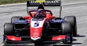 Vidéo - GP d'Espagne F3 : crash entre coéquipier chez Trident, un Français contraint à l'abandon