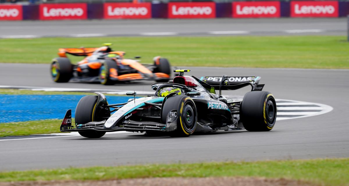 Vidéo - Lewis Hamilton devant Lando Norris après le 2ème passage aux stands