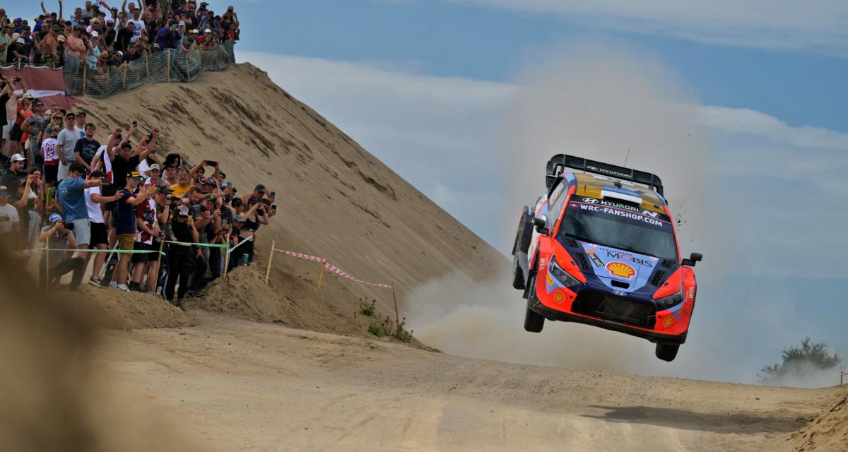 Vidéo - Un pilote aveuglé par une arche gonflable au Rallye de Lettonie