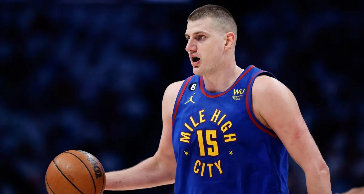 Jokic a ramassé 19 rebonds 