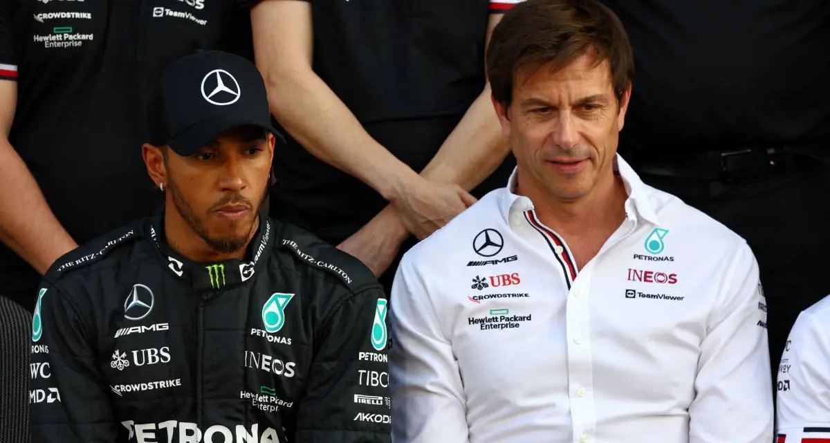 Mercedes : Toto Wolff s'explique après son échange chaud avec Lewis Hamilton