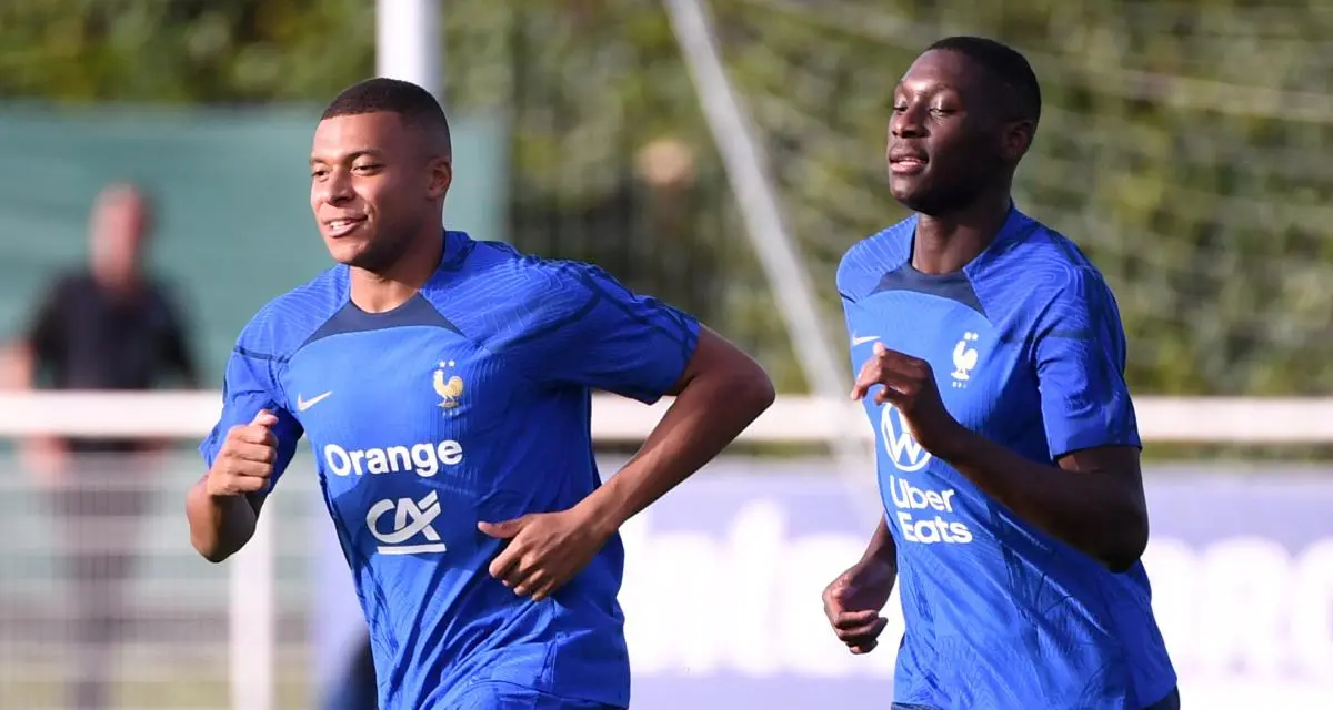 Randal Kolo Muani à l'entraînement avec Kylian Mbappé