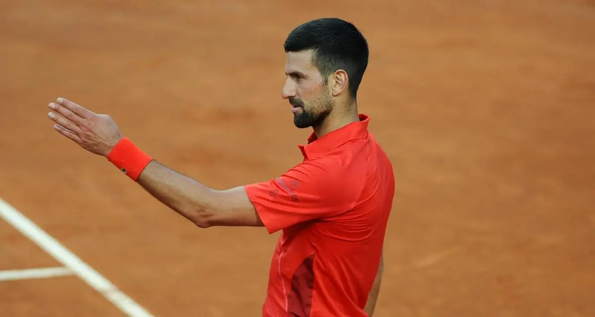 Rome : Djokovic blessé à cause d'une gourde ? Le Serbe répond 