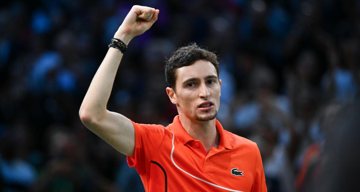 https://static.wui.fr/29/2024/10/photo_article/73192/33558/1200-L-rolex-paris-masters-l-exploit-d-humbert-qui-bat-alcaraz-en-8e-de-finale.jpg