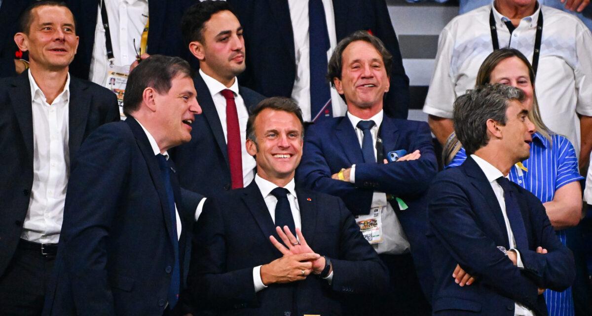Stade Toulousain : "C'est peut-être la plus belle", quand Emmanuel Macron, bière en main, salue le sacre fou des Rouge et Noir