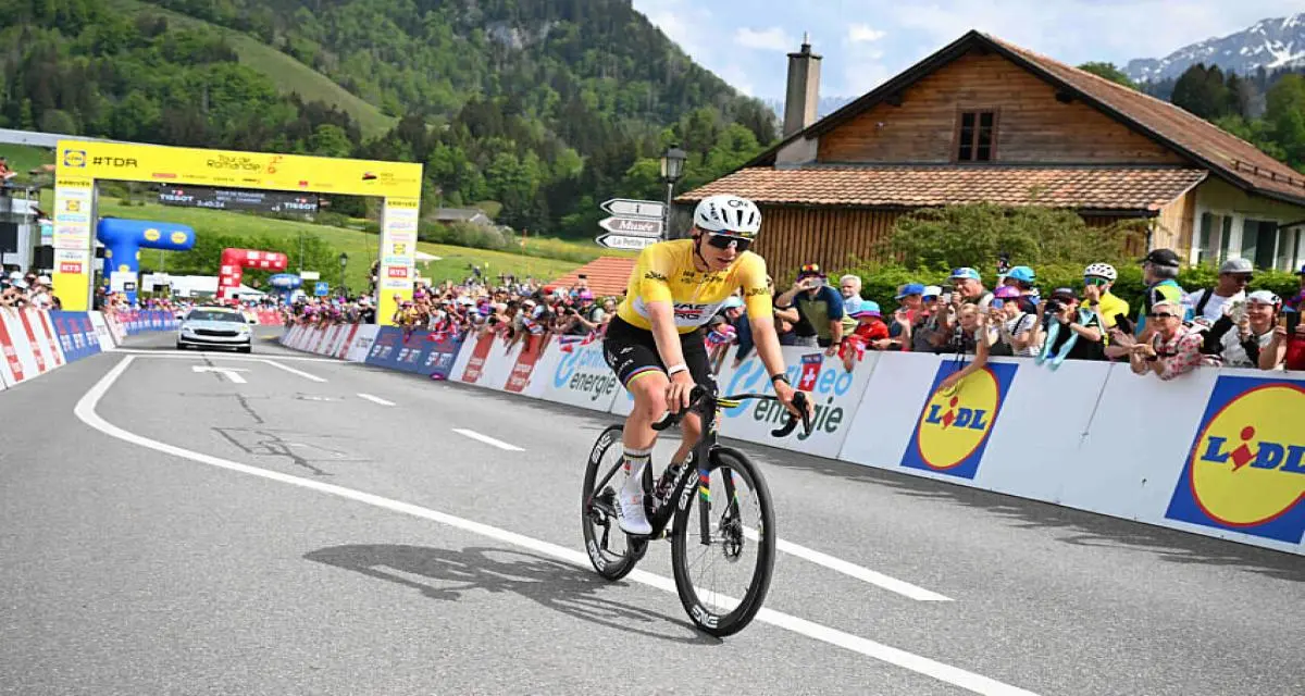 Tour de Suisse 2026 : pourquoi tout le peloton surveille déjà Tadej Pogacar