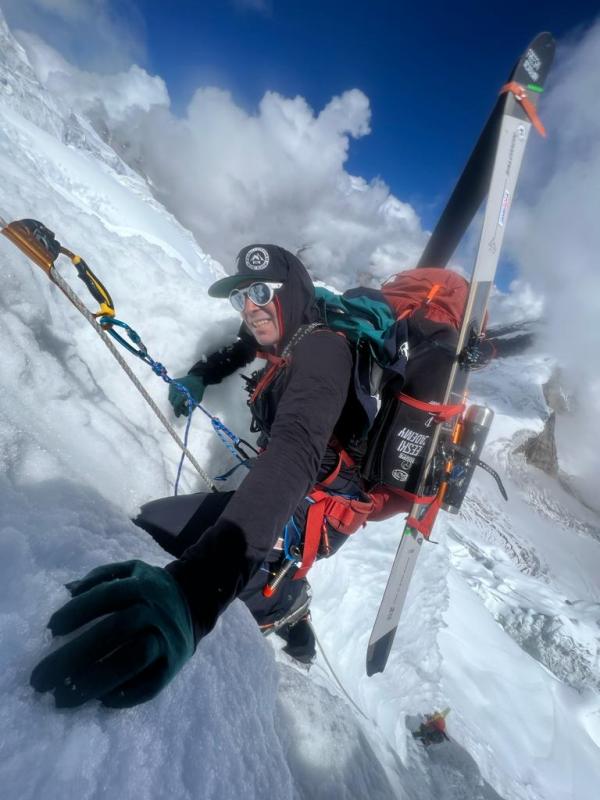 Nos aventuriers s'acclimatent et atteignent les 6300m - Une nuit à 6 300m 