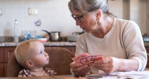 Retraite et RSA : connaître les conditions, les démarches et les alternatives