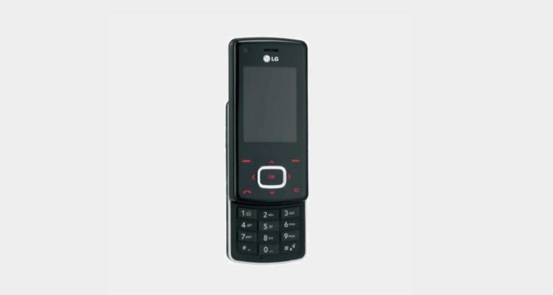 Le top 10 des téléphones des années 2000 va vous étonner - 5. LG Chocolate KG800
