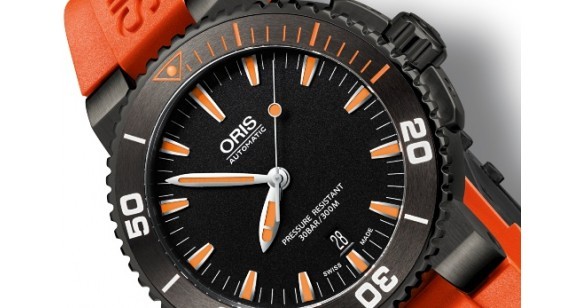  - ORIS aquis date orange