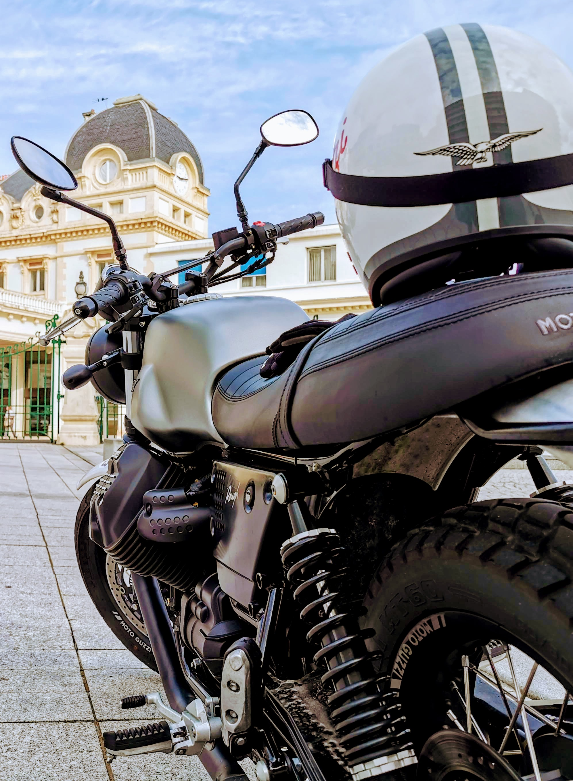 Bienvenue au clan Moto Guzzi