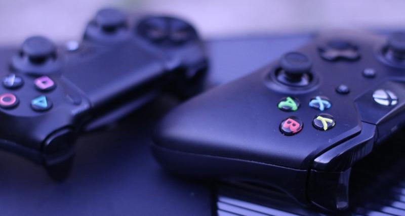  - Xbox One Scorpio vs PS4 Pro : quelles différences entre les deux consoles pour les jeux en 4K ?