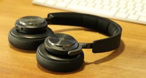 Test Moshi Vortex Air : des intras Bluetooth puissants au look premium - Test Beoplay H9 : un design résolument haut de gamme, mais qui ne fait pas tout...