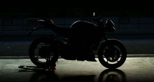 Mono 500 : pour un road trip en Patagonie - Un teaser de haut vol pour la Triumph Street Triple RS 2020