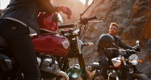 Moto Guzzi V7 Special & Stone : La dolce vità - Royal Enfield 650 : 5 nouveaux coloris 100% iconiques pour les Twin Euro 5