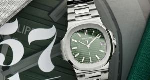 Nouvelle Rolex Explorer 2021 : les photos - Watches and Wonders 2021: Patek Philippe Nautilus 5711/1A-014, cadran vert olive « soleil »