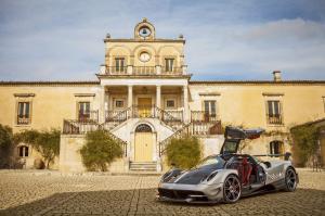 Pagani Huayra BC (officiel)