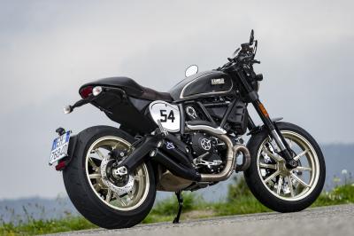 Ducati Scrambler Café Racer