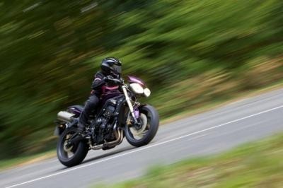 Triumph Street Triple 2011 : un autre regard