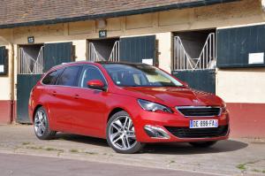 Peugeot 308 SW 1.2 eTHP 130 Féline