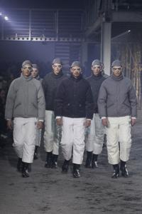 Moncler Gamme Bleu